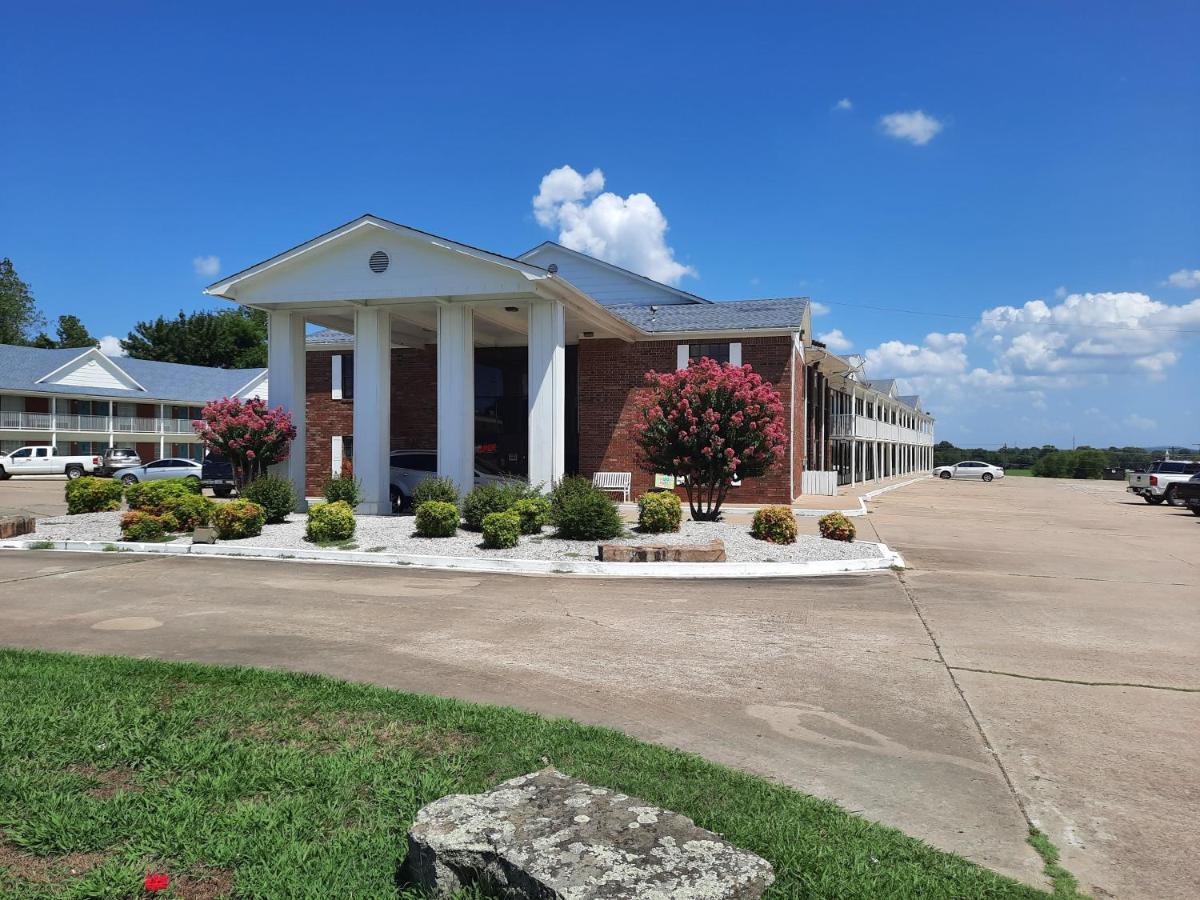 Blue Ribbon Inn And Suites Sallisaw Exterior foto